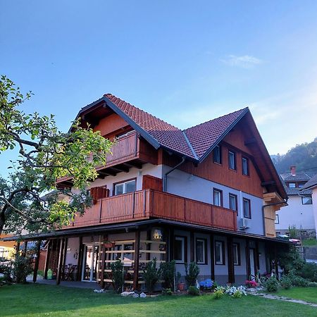 Rooms Ravnik Блед Экстерьер фото